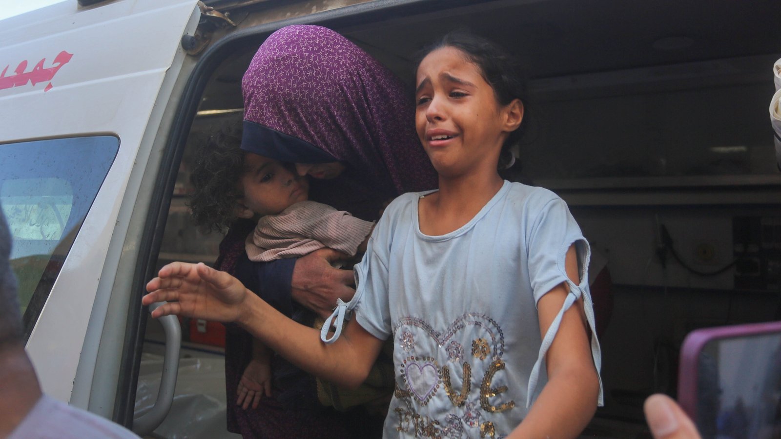 Fighting rages as some Gazans voice hope at renewed ceasefire calls
