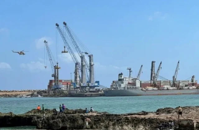 Egypt Supplies Additional Arms to Somalia as Ethiopian Tensions Escalate