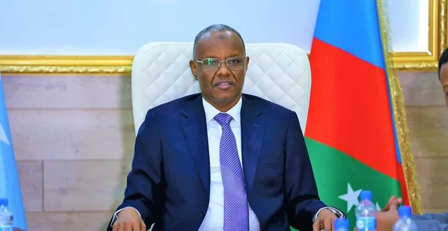 Hogaamiye Laftagareen "25-kii Xildhibaan ee taageertay rabitaanka Shacabkooda waxay noola mid yihiin 13-kii SYL