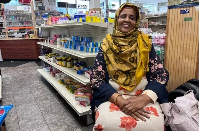In Tim Walz’s home state, Somali immigrants challenge Republican rhetoric regarding refugees.