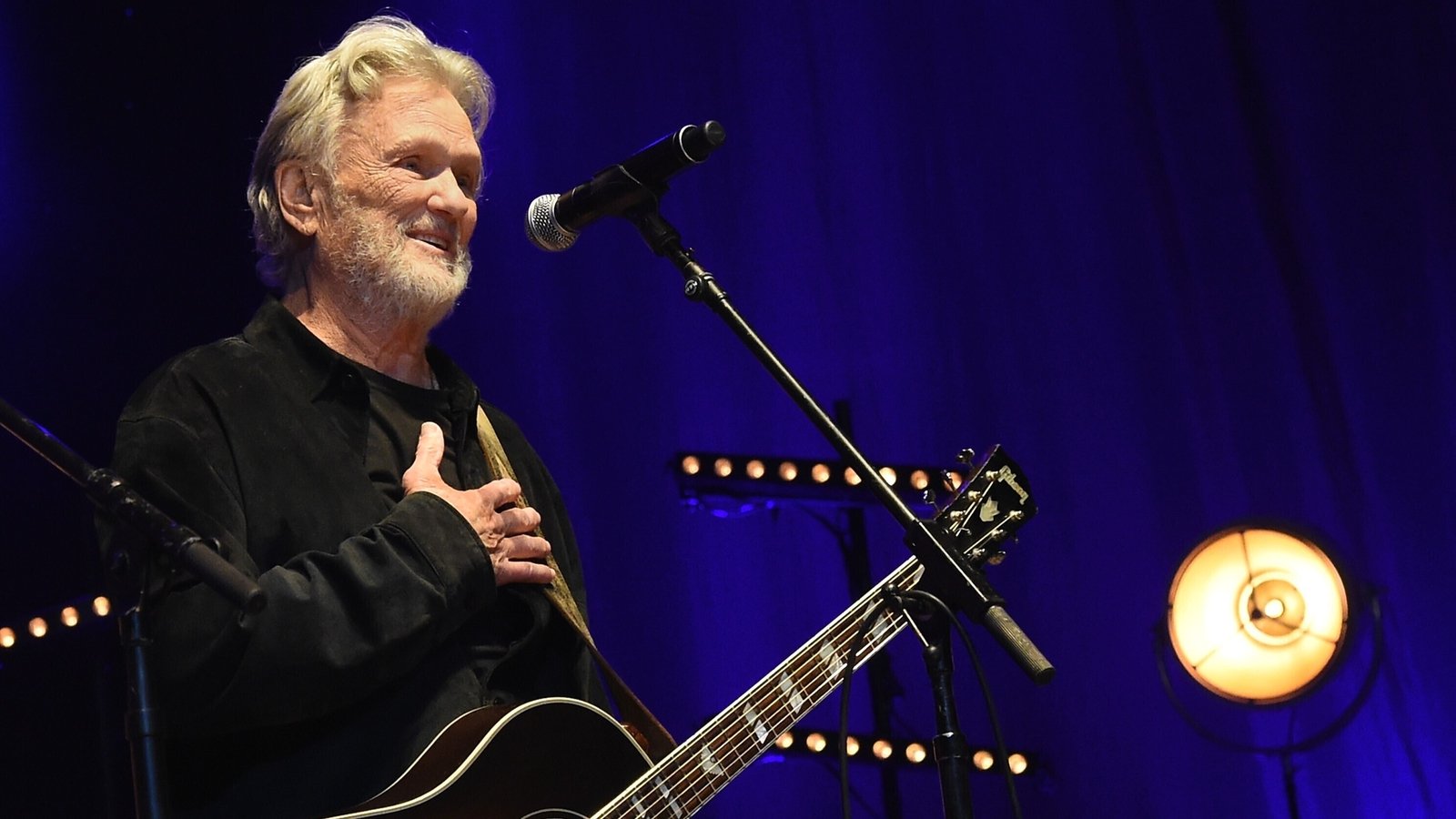 Kris Kristofferson, influential singer-songwriter, dies at 88