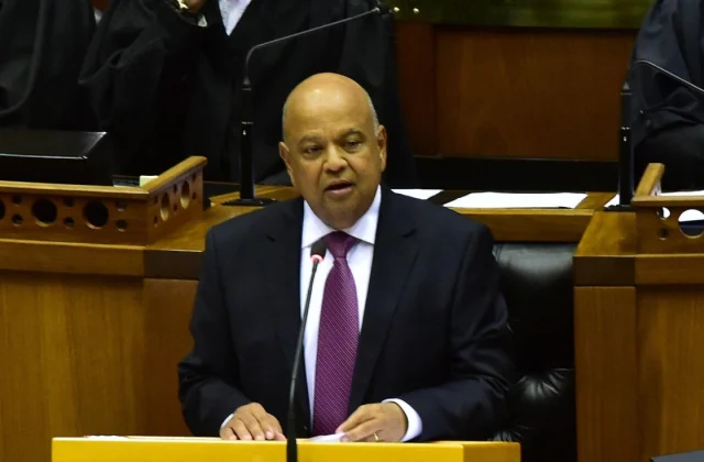 Outpouring of Tributes for Ex-South African Minister Pravin Gordhan