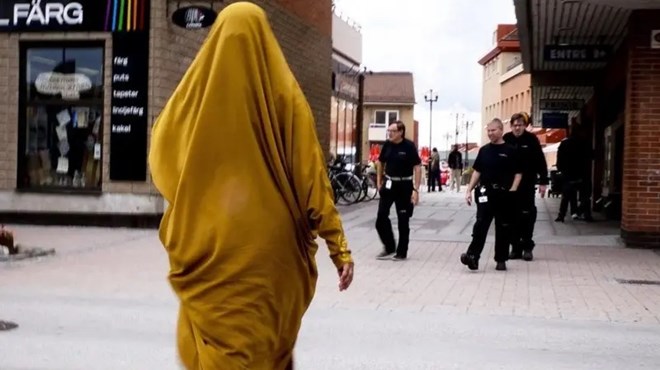 Sweden to offer $34,000 for refugees, including Somalis, to return home