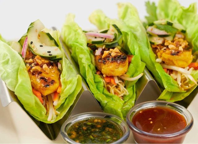 cheesecake factory salad wraps