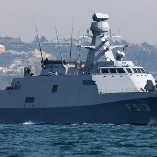 Turkey Deploys Naval Vessels to Somalias Waters
