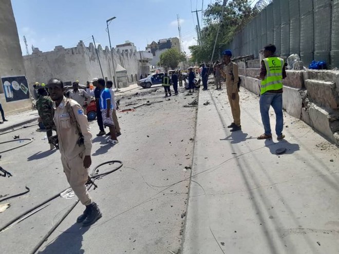 BREAKING: Three people killed in car bomb explosion in Mogadishu