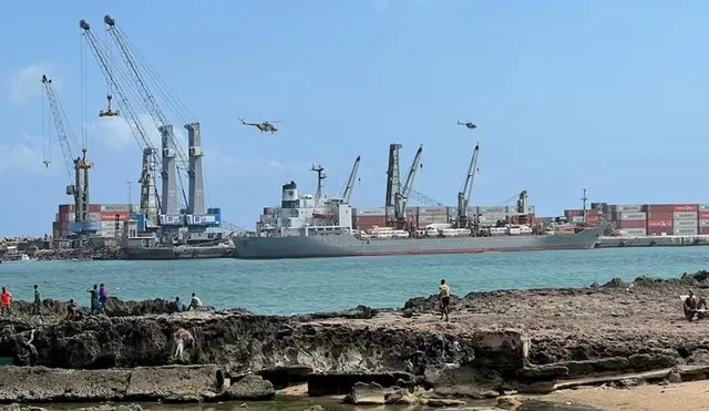 Vessel Transporting Egyptian Weapons to Somalia Operated under Stealth and Heavy Safeguards