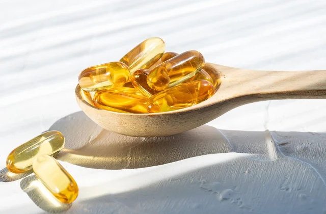 Is Fish Oil Beneficial? 7 Pros and Possible Cons to Consider