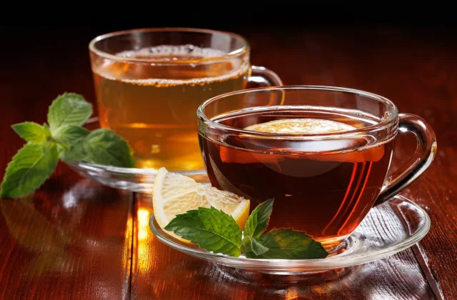 Is Green Tea More Beneficial Than Black Tea? Here’s What Research Reveals