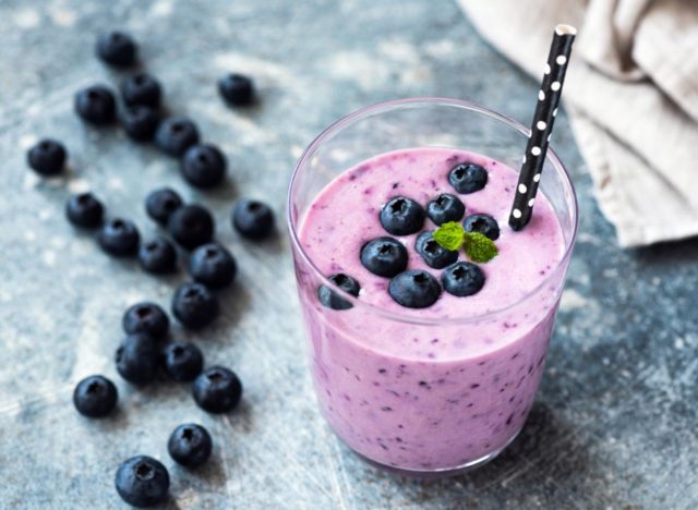 blueberry muffin smoothie