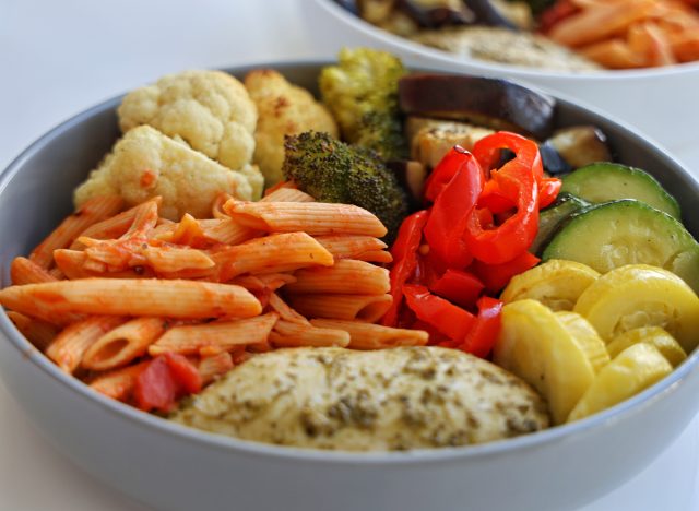 protein-rich chicken with roasted vegetables and pasta