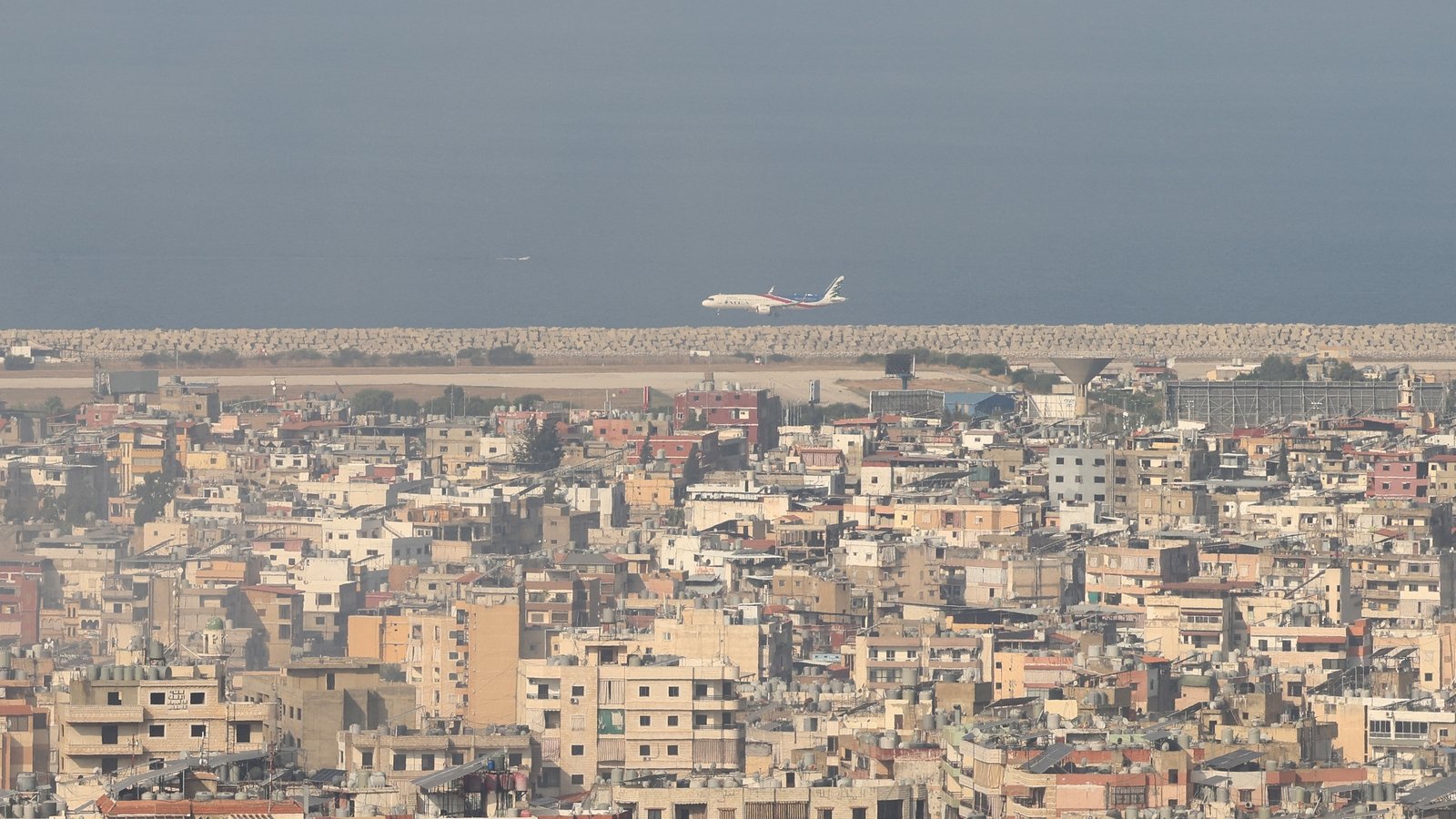 As it happened: Beirut airport security tightened



Middle East