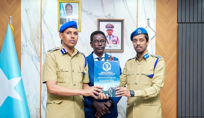 Asad Diyaano, former PSF commander, takes charge of Somali police force