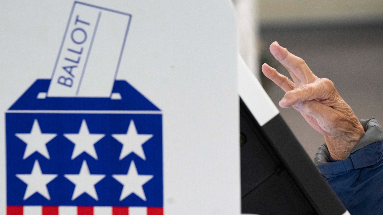 Loss of confidence in US electoral system could mean challenges if result close