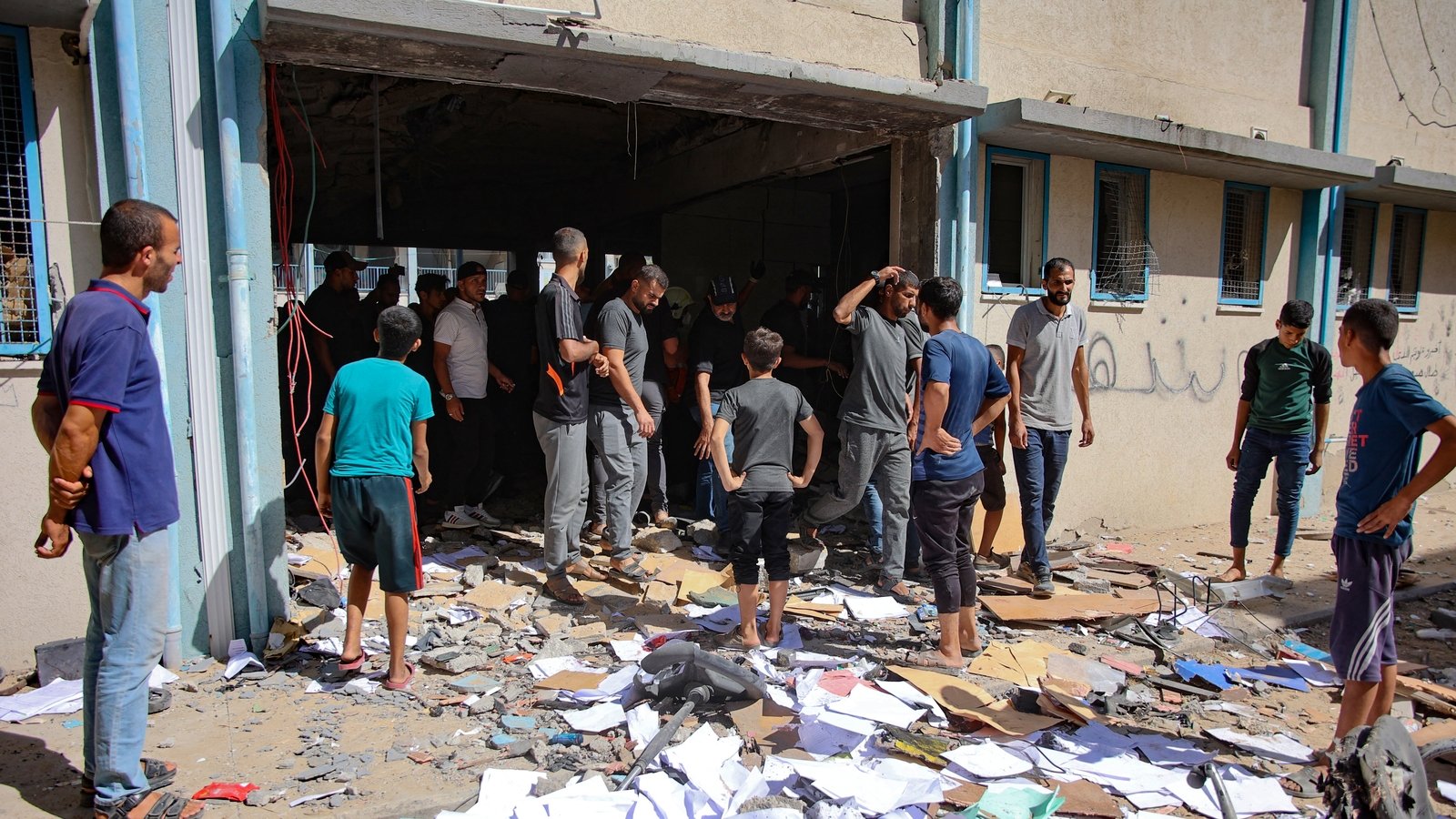 Gaza officials accuse Israel of attacking hospital