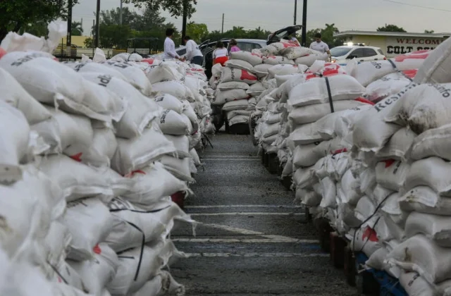 Hurricane Milton Approaches Florida with 260 km/h Winds