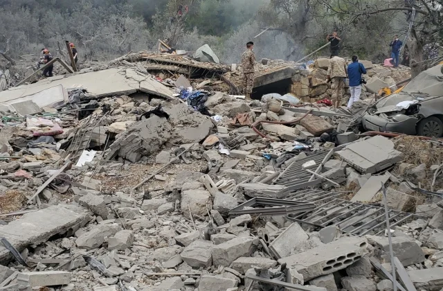 Israel Conducts Airstrike on Town in Northern Lebanon, Sparking UN Concerns About UNIFIL Operations