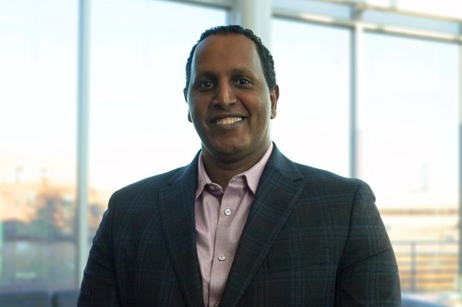 Mohamed Omar becomes first Somali-American chair of Hennepin Healthcare