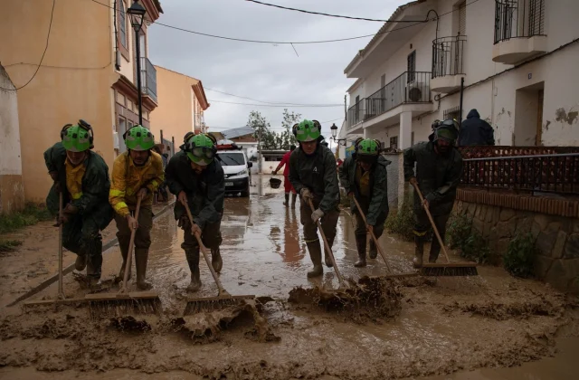 Spain Observes Three Days of Mourning in Wake of Devastating Floods