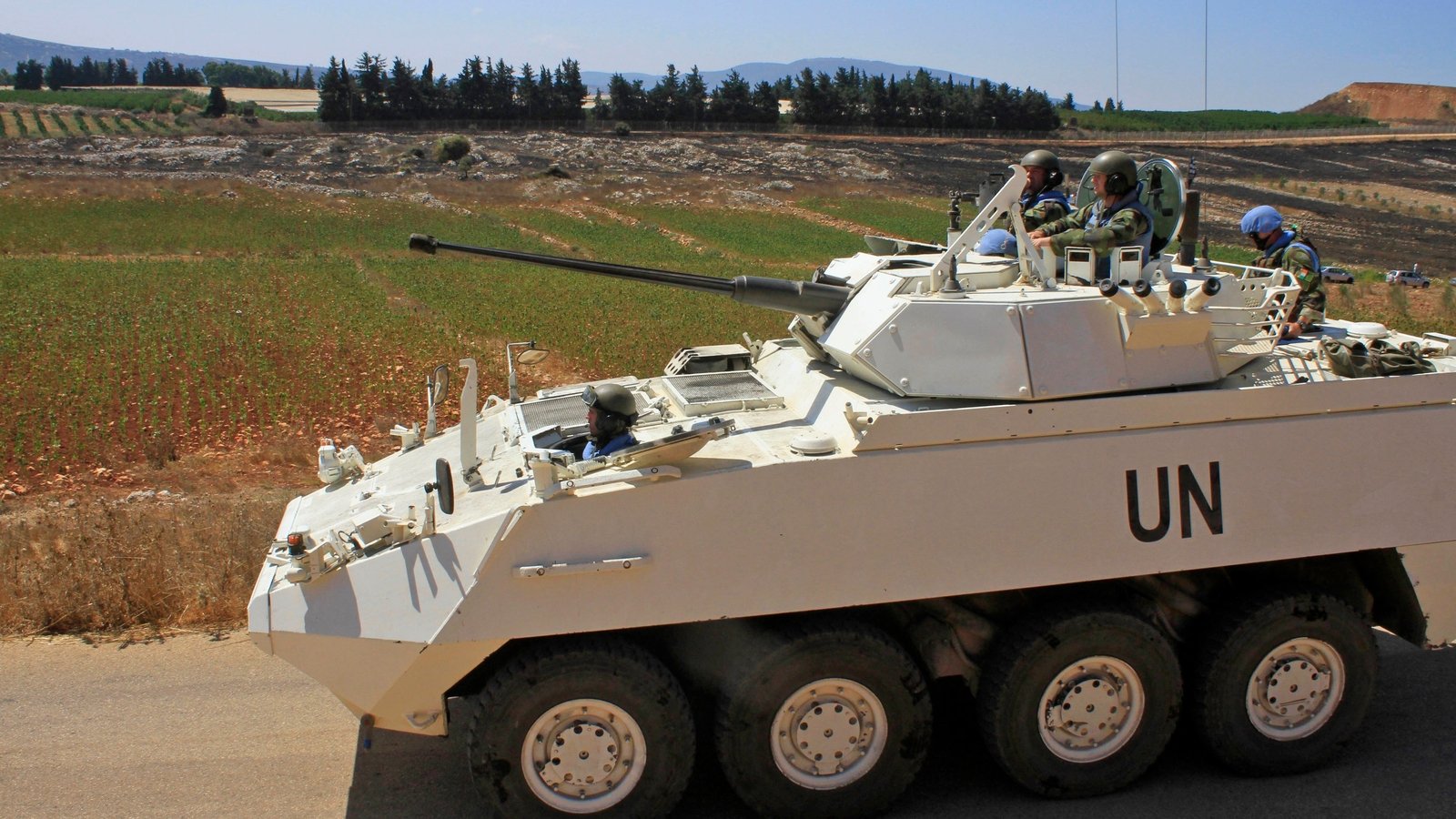 Tánaiste 'very concerned' by Israeli ground raid in Lebanon