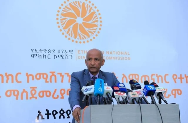 The Ethiopian Dialogue Commission urges the ONLF to return to peace negotiations.