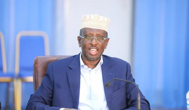 The Himilo Qaran Party calls on leaders to steer clear of extending terms while the NCC meeting is underway.