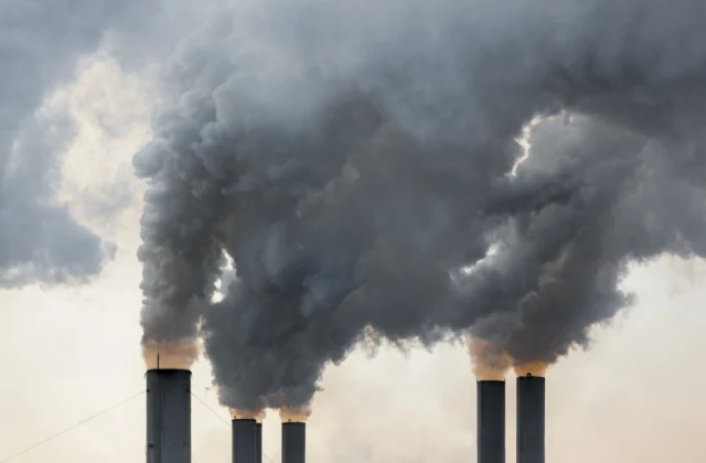 UN Agency: Carbon Reduction Efforts Fall Significantly Short of 2030 Targets