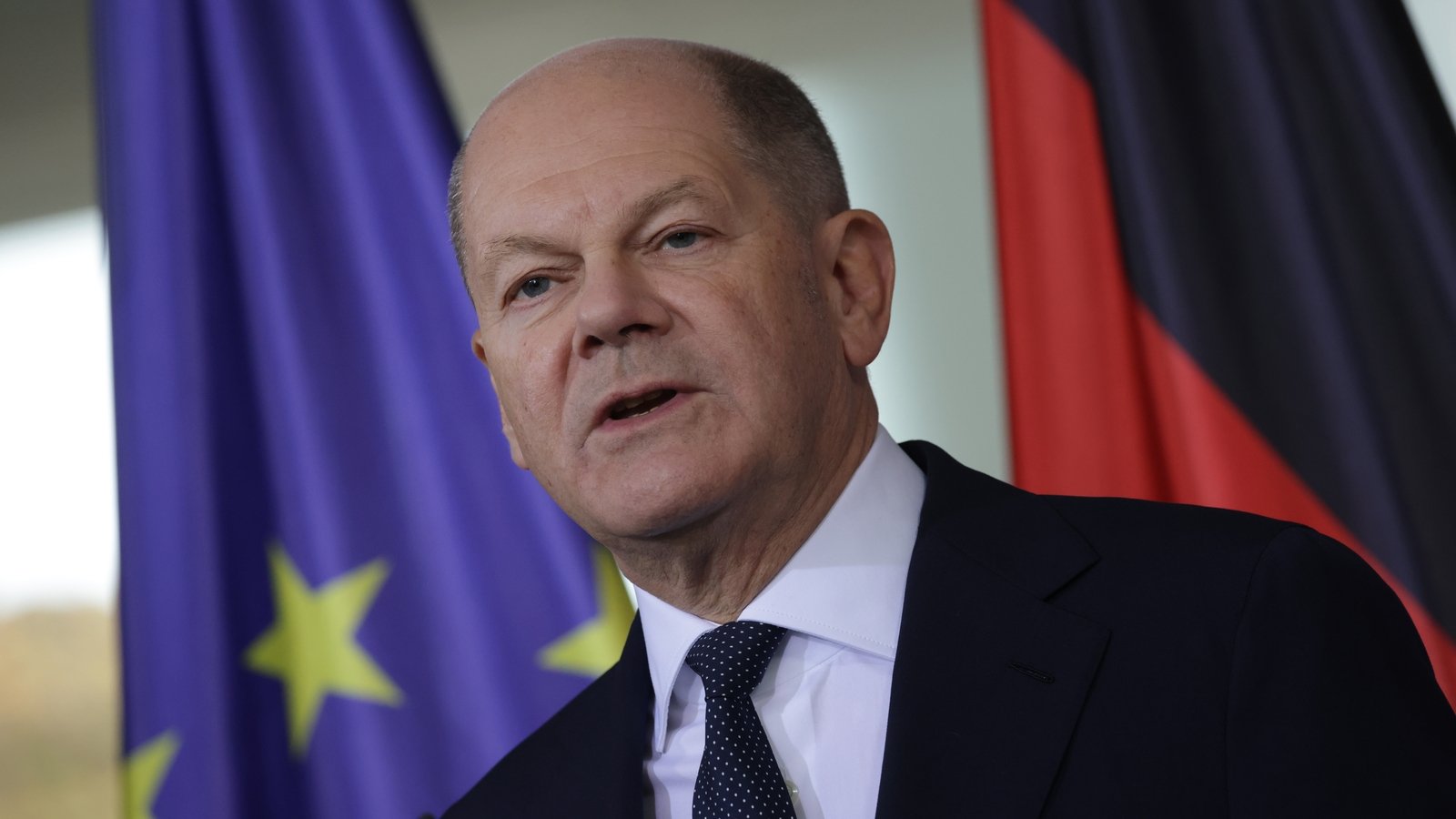 Germany's Scholz says he is ready to hold confidence vote this year