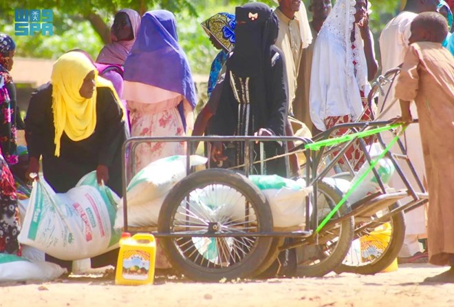 KSrelief distributes 2,080 shelter aid packages to displaced persons in Somalia