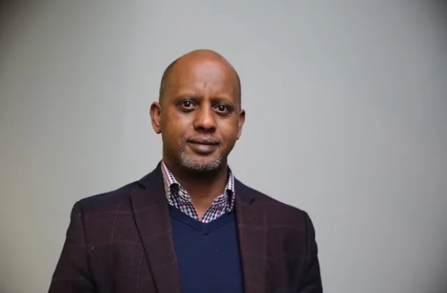 Kayse Jama Breaks New Ground as First Somali American to Hold Oregon Senate Majority Leader Position
