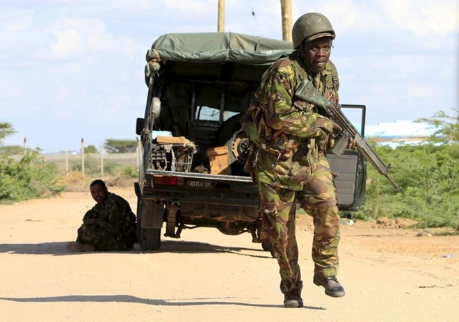 Kenya says destroy 2 al-Shabab camps in border region