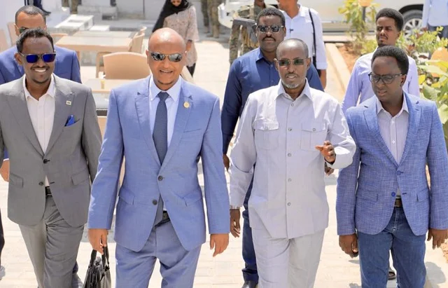 Mogadishu’s Mayor and Election Committee Deliberate on Strategies for Democratic Transformation