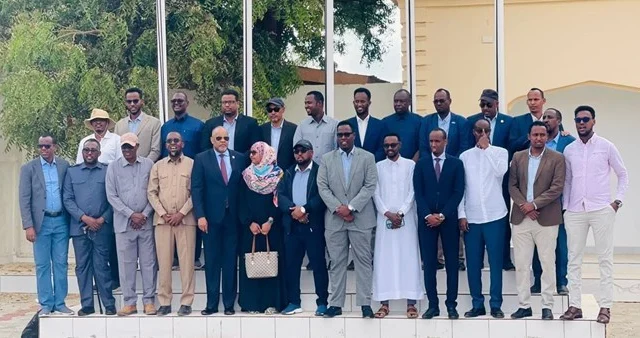 More than 30 Federal Legislators Convene in Kismayo for Jubbaland Discussion Session