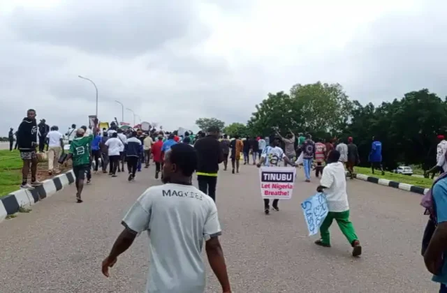 Nigerian Court Mandates Freedom for Minors Detained During Protests