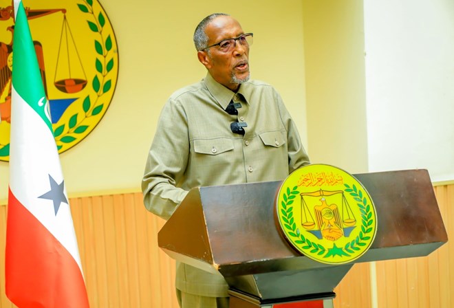 Somaliland's outgoing President pledges smooth transition as opposition leader wins election