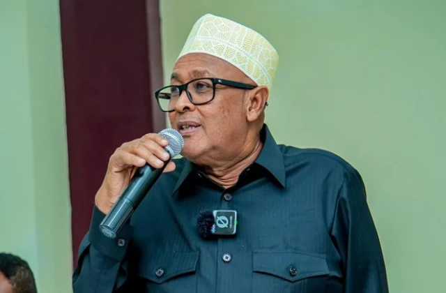 President Mohamud and Prime Minister Barre Extend Congratulations to North Western State of Somalia’s Newly Elected Leader Abdirahman Irro