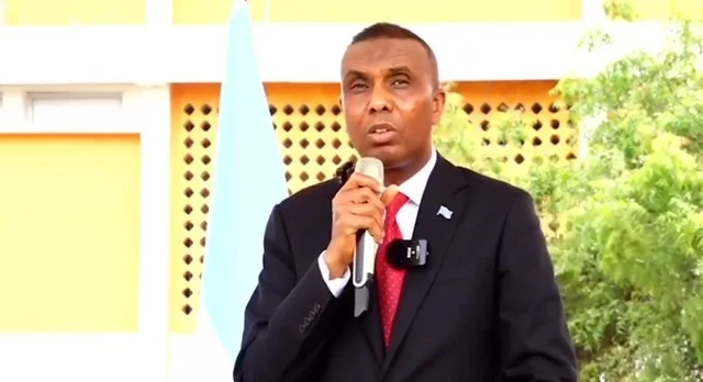 Prime Minister Barre Alleges Jubbaland Leader of Breaching Term Limits