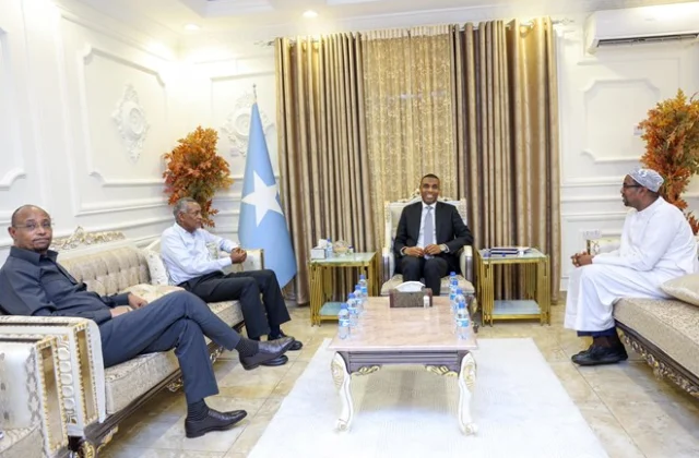 Prime Minister Barre Engages with Kenyan Delegation to Initiate Mediation in Federal-Jubbaland Conflict