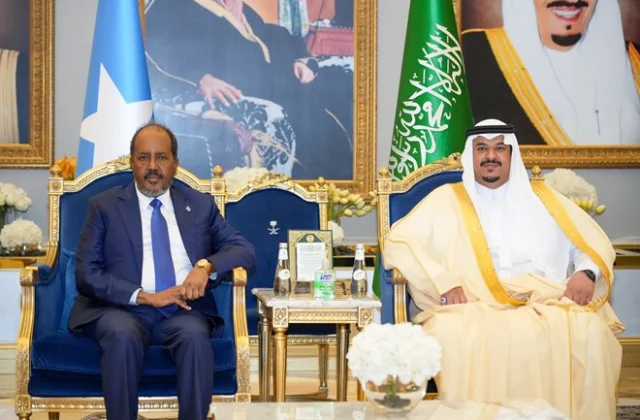 Somali Leader Attends Urgent Saudi Summit on Gaza and Lebanon Crisis