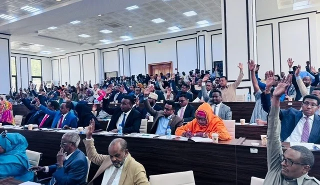 Somalia’s Legislature Greenlights Pioneering Legislation to Oversee Political Parties