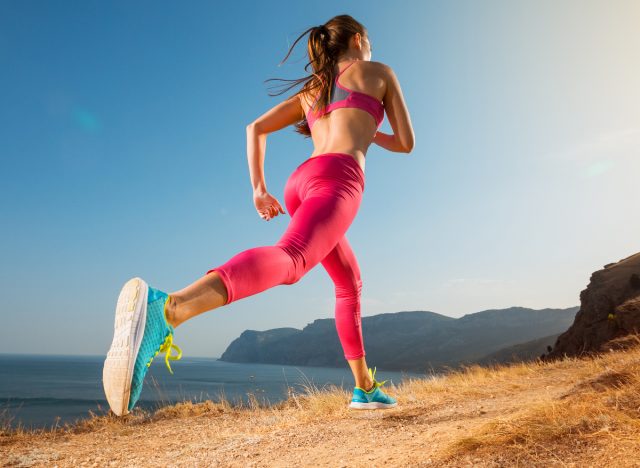 effective strategies for utilizing cardio intervals to reduce belly fat 15 fit woman running outdoors, best running shoes concept