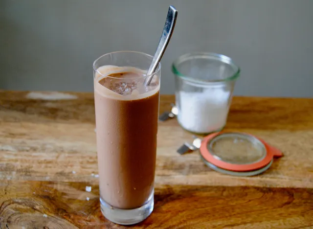 tahini chocolate shake