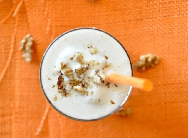 honey and spiced walnut shake