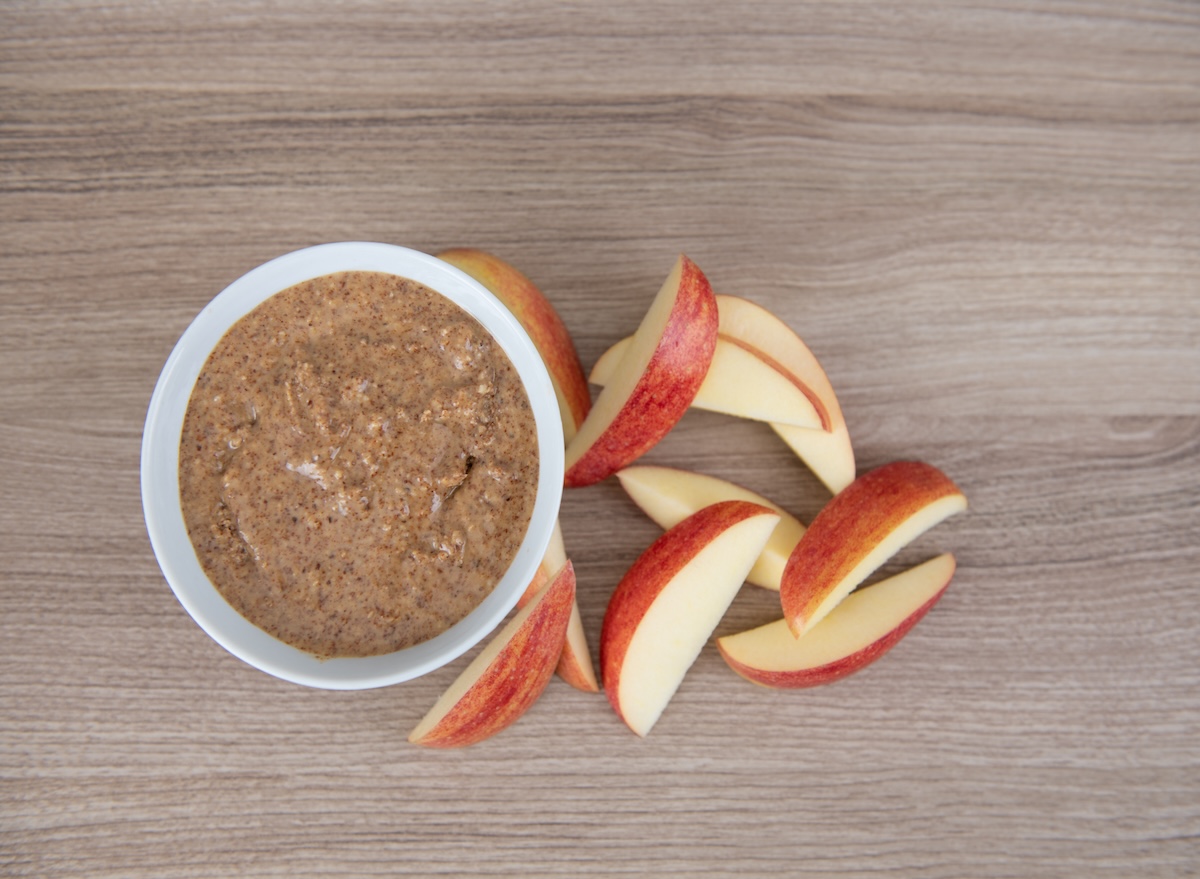 1755263266 469 5 snacks that help reduce belly fat more effectively than