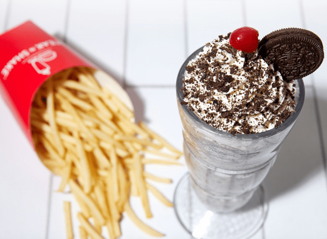1755263777 732 7 fast food chains that use real ice cream in