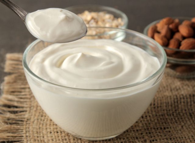 11 foods to help melt away visceral fat in just ten days - start eating these! 15 greek yogurt