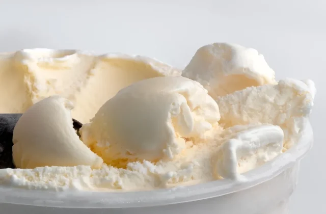 7 Ice Cream Brands That Use Genuine Vanilla in Their Recipes