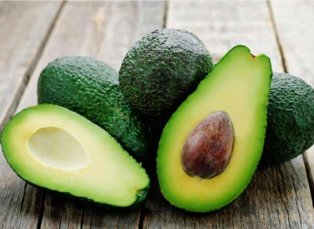 8 foods that promote visceral fat loss in just 30 days 1 avocado