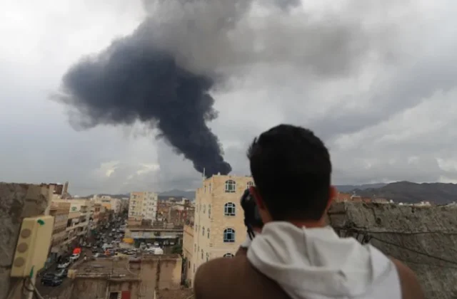 Israeli Strikes Claim Six Lives in Sanaa Following Houthi Assaults
