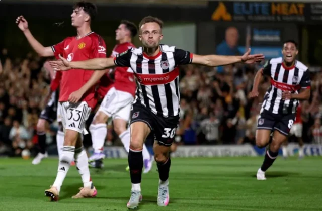 Man Utd Ousted from League Cup by Fourth-Tier Grimsby Town Shocker